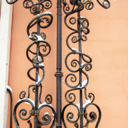 Sécurisez vos escaliers avec des garde-corps en ferronnerie artistique aux motifs élégants Ozoir-la-Ferriere